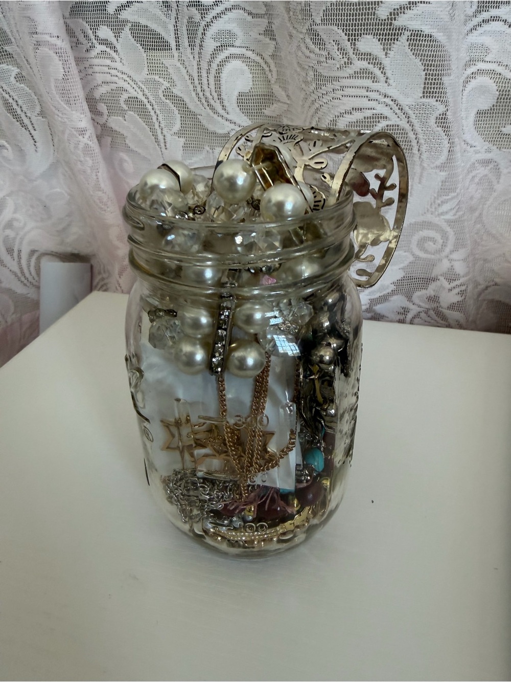 Mystery Jewlery Jar 20-25 pieces vintage/ costume/ modern mix